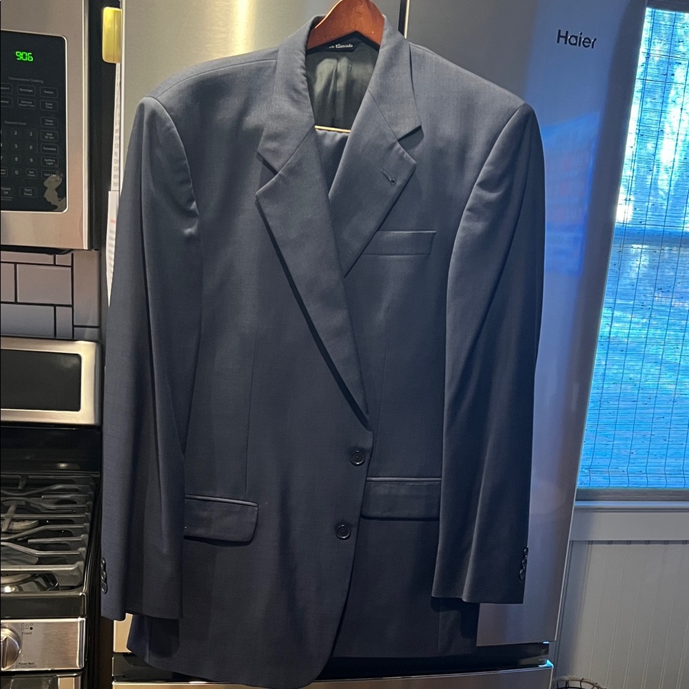 Elegant Men's Navy Suit Jacket